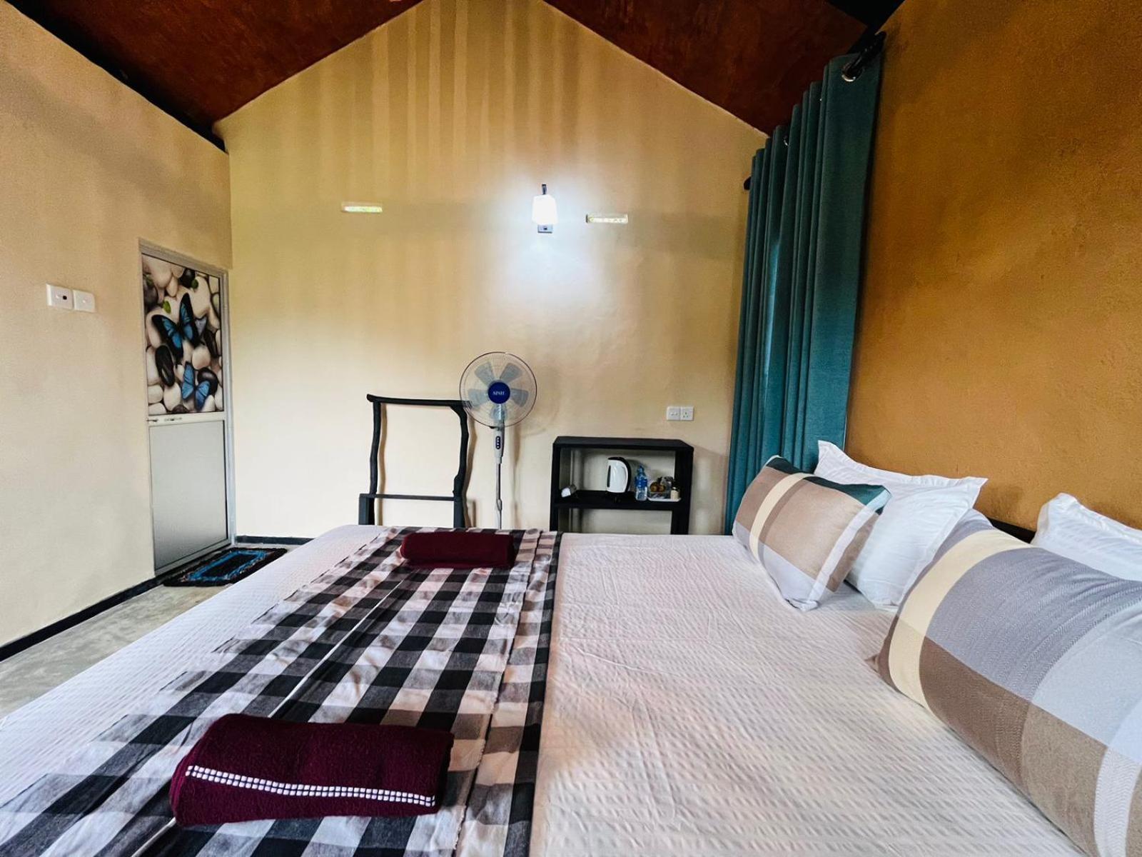 Rainforest Nature House Deniyaya Room photo